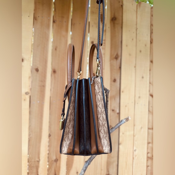 Michael Kors Mercer Two-Tone Logo and Leather Accordion Crossbody Bag - Picture 2 of 8